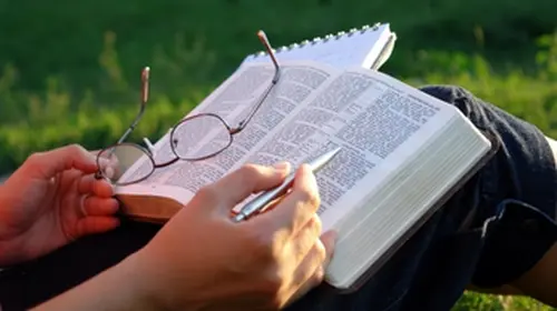 bahan Pendalaman alkitab